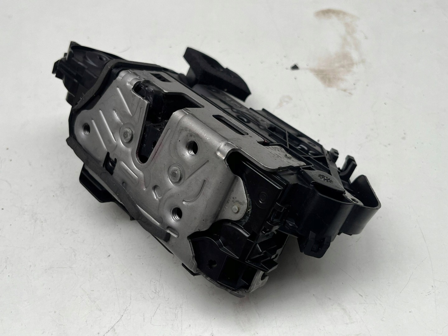 VOLKSWAGEN SEAT SKODA lock door left front 5TB837015D @M