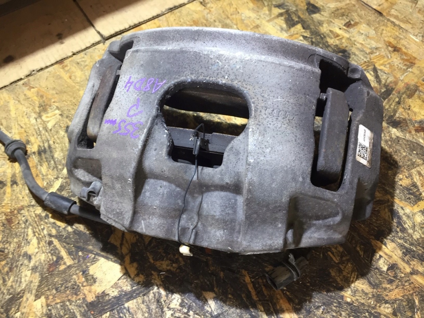 AUDI A8 D4 3.0 TDI caliper right front 355MM 4H06AB