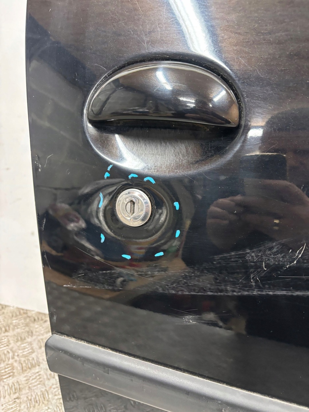 door front front right AYGO C1 P-107