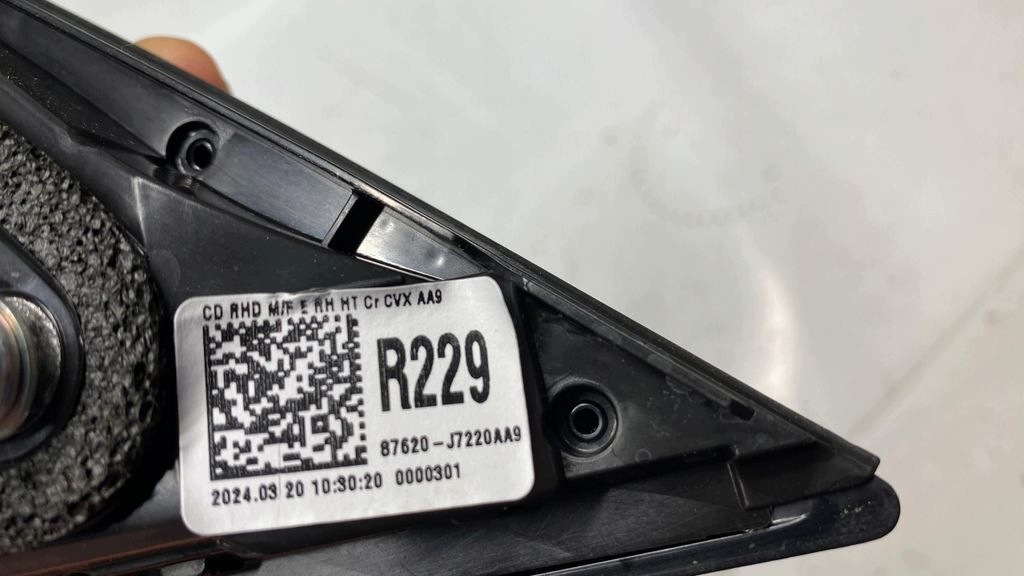 Sprzedam rechts Spiegel 5-Pin do des Autos marki KIA XCEED 2017-202