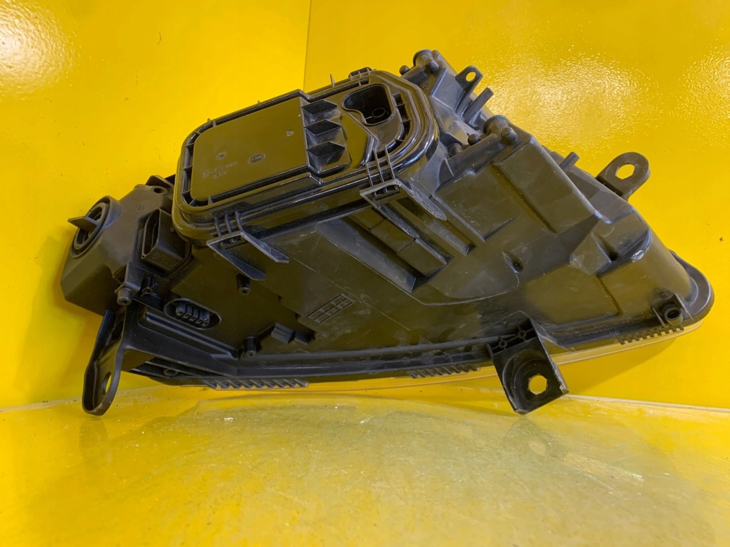 light left front AUDI A6 C6 4F0 BI-XENON 4F0941003