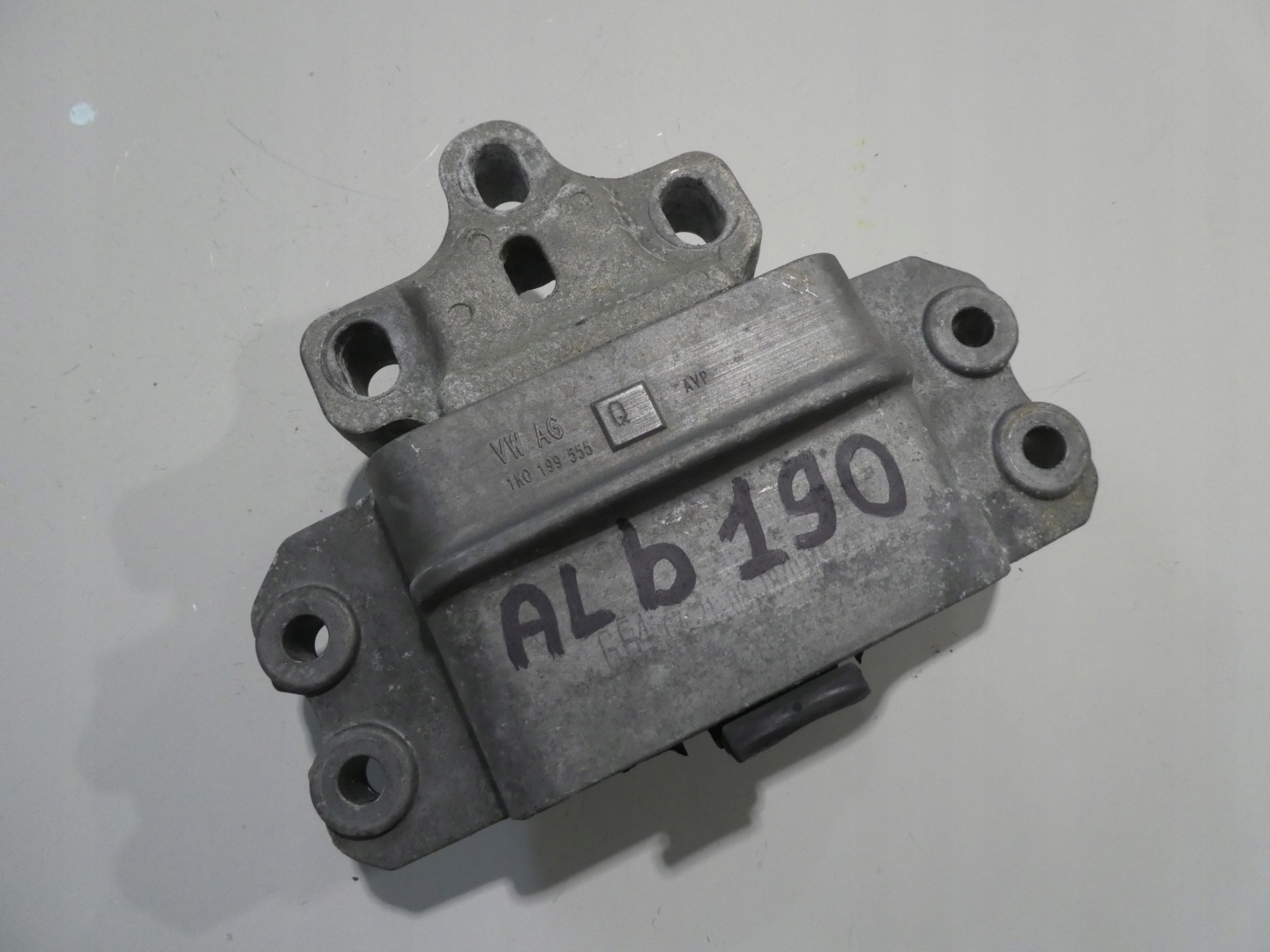holder gearbox mounting 1K0199555Q AUDI VW SEAT