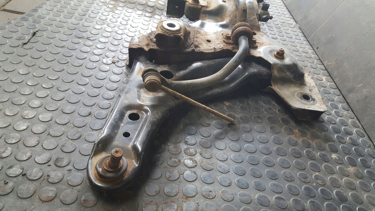 axle beam subframe front front Kia Picanto