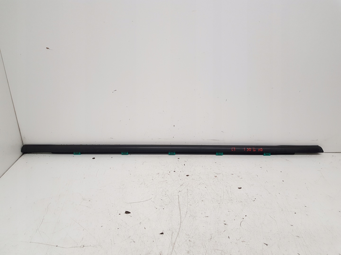 HYUNDAI I30 II HB moulding dust left rear part 2012