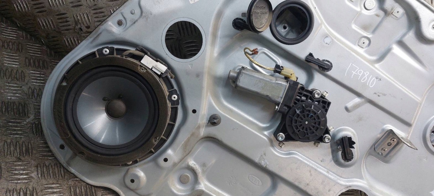 mechanism window regulator right front electrical KIA CARENS III