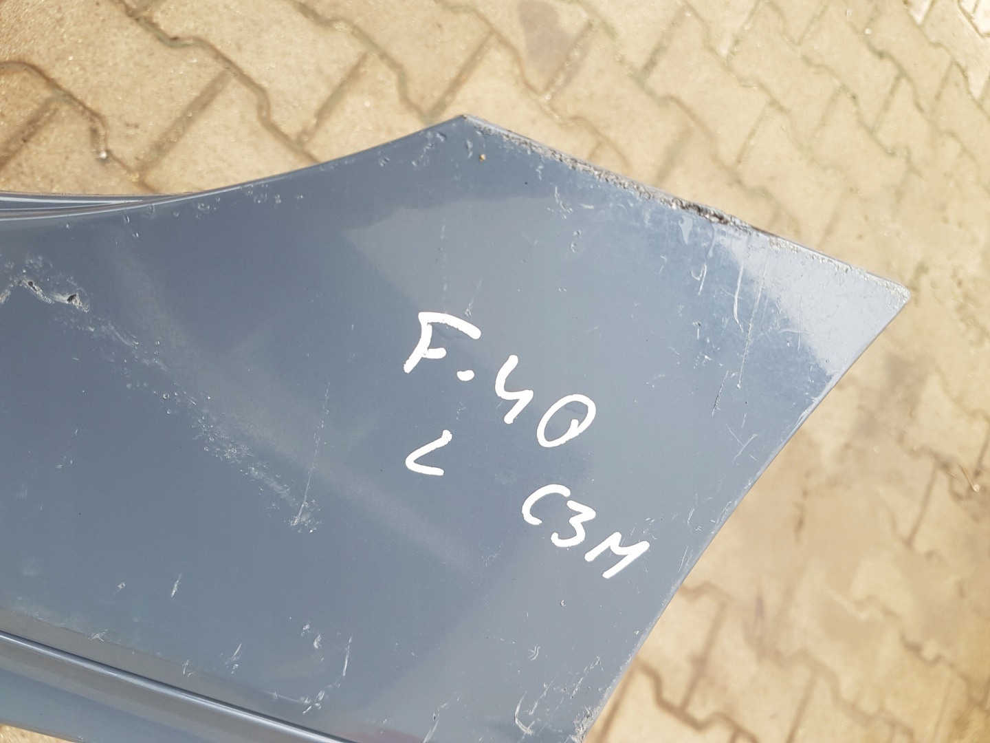 BMW 1 F40 F41 moulding threshold cap C3N left
