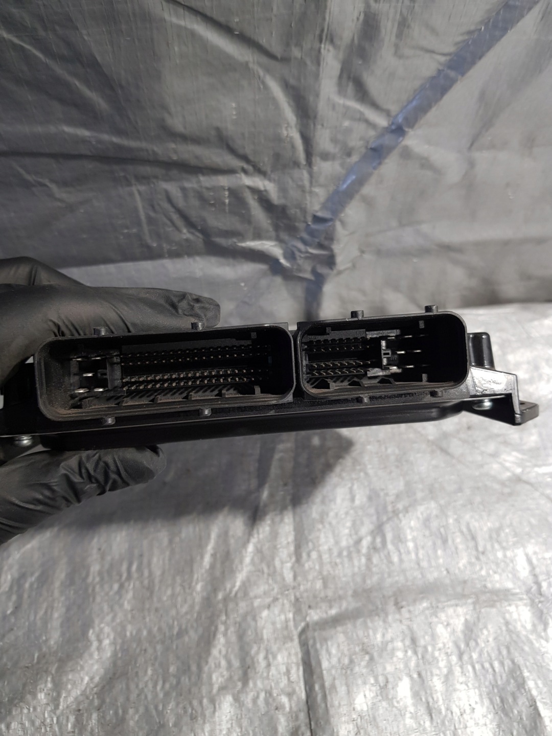 control unit of the engine Mazda 5 OE 275800-6680