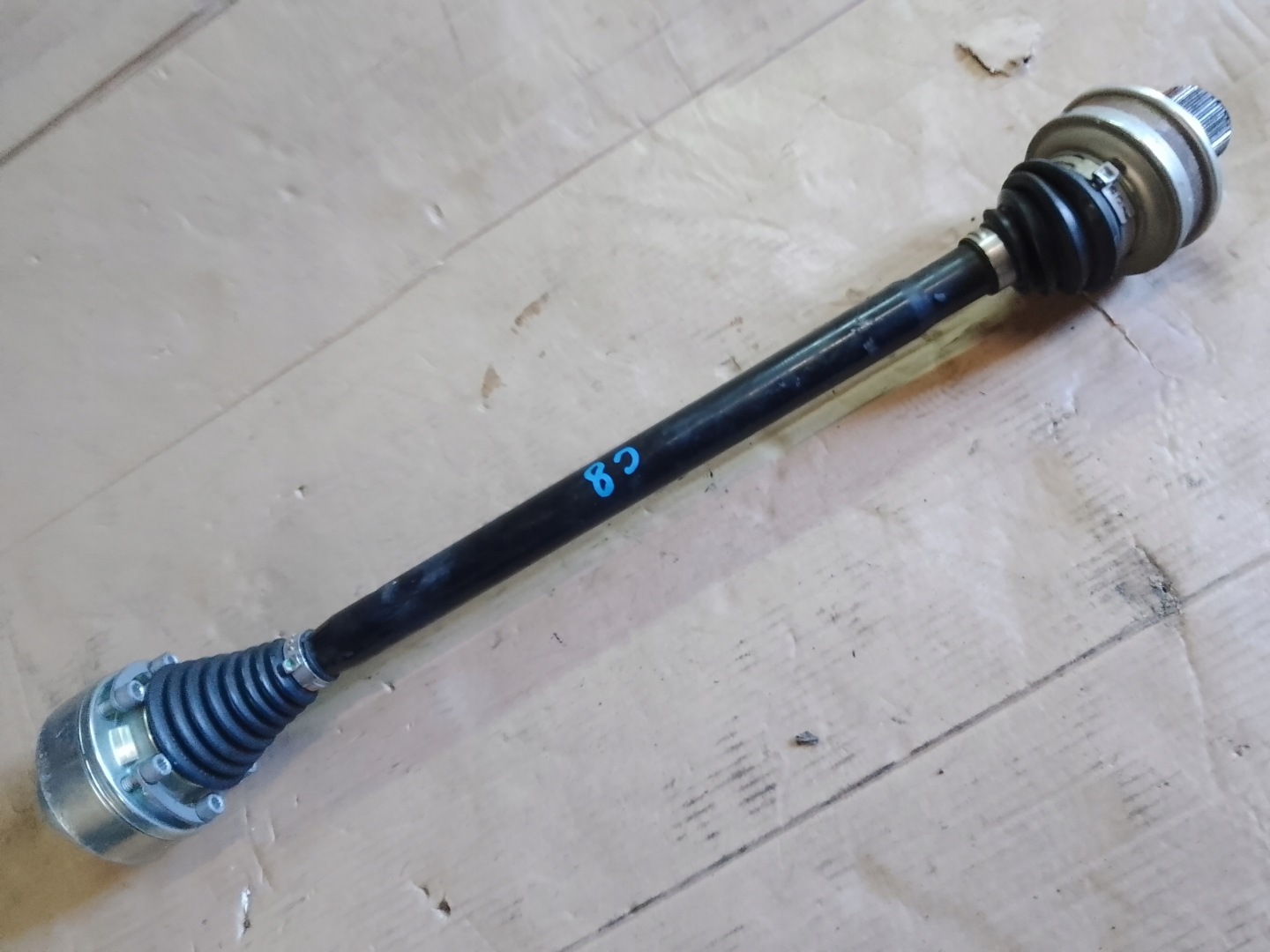 semi-axis rear part left Audi A6 C8 2.0TDI 4K0501203