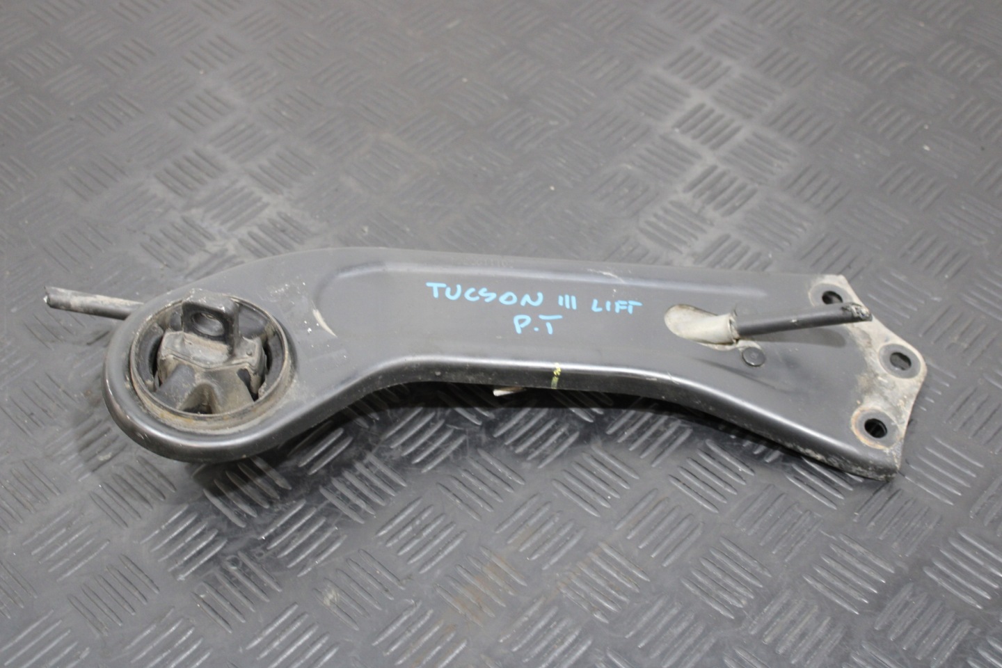 Querlenker rechts heck HYUNDAI TUCSON III 3 LIFT