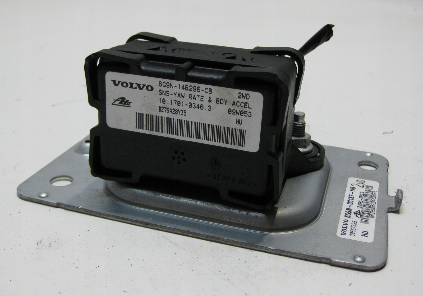 VOLVO V70 2.0 D 09R control unit module ESP ZYROSKOPOWY 30667399