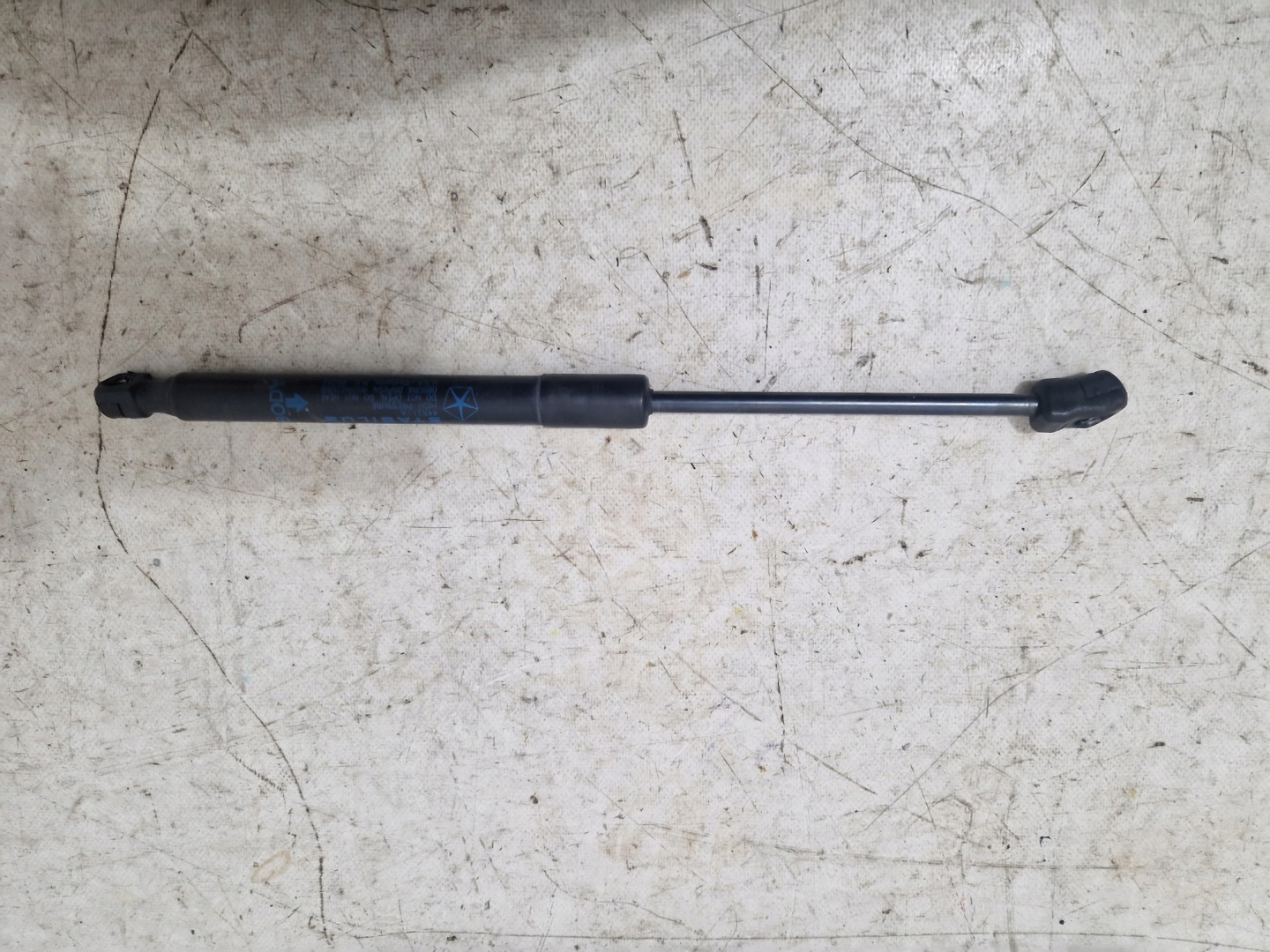 DODGE CHARGER 2019- damper telescope bonnets right 55113776AC