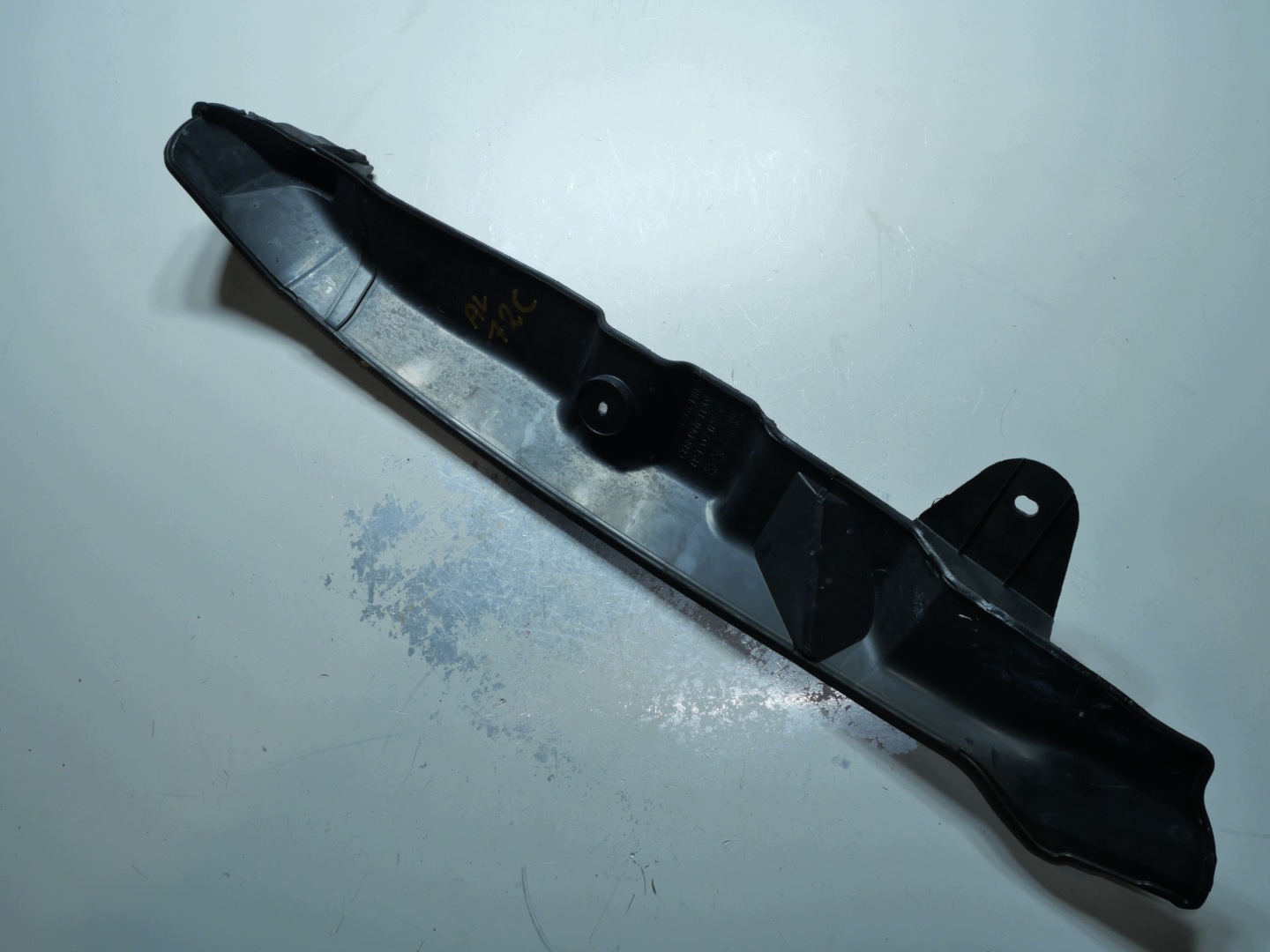AUDI A3 8P insonorisation aile gauche avant 8P0821111B