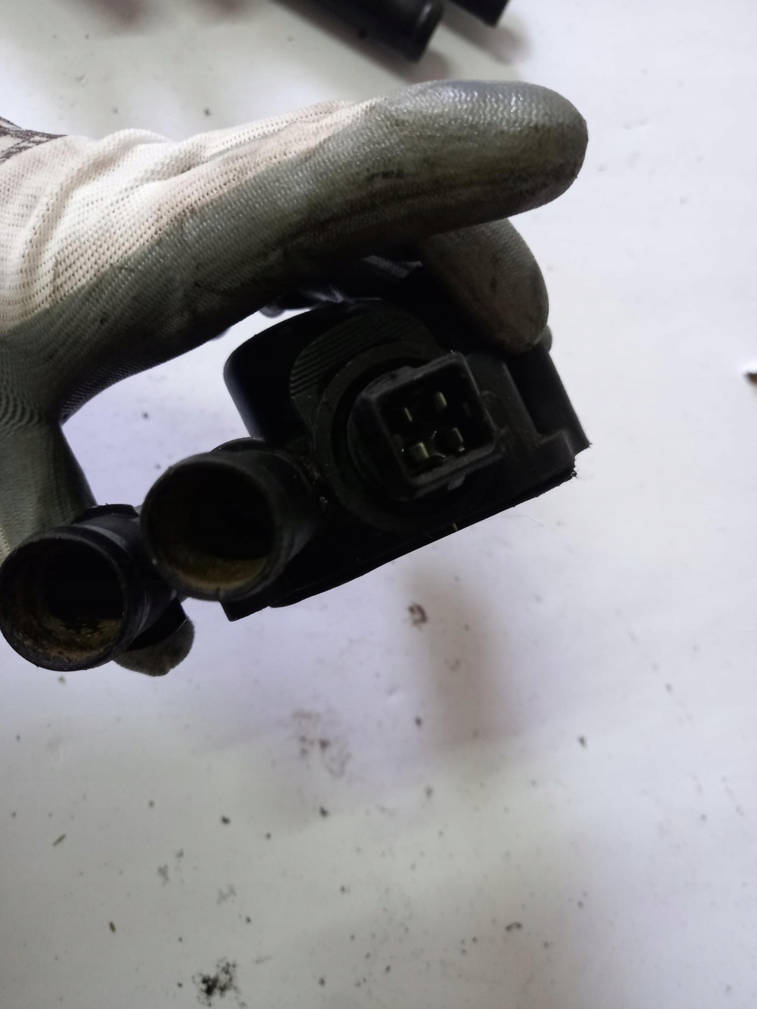 csomag TERMOSTATU RENAULT LAGUNA II 1.9 DCI 01-07