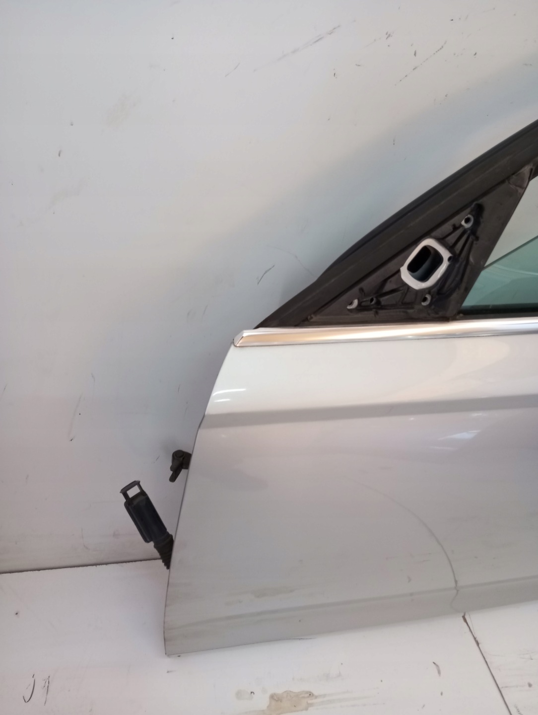 door Audi A6 4G0 12R left front