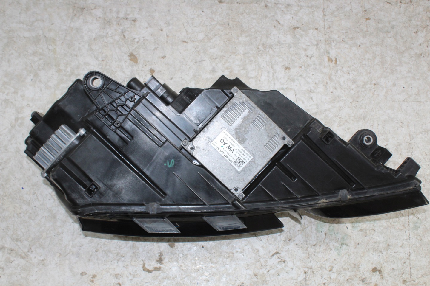 Skoda Octavia III lift light Full Led left front 5E1941015F