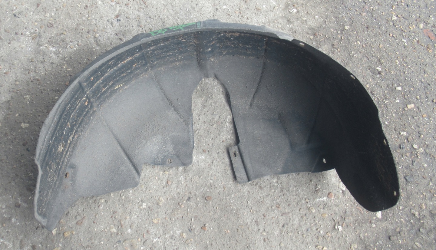 VW PASSAT B6 KOMBI 2.0 TDI 06R mudguard left rear part