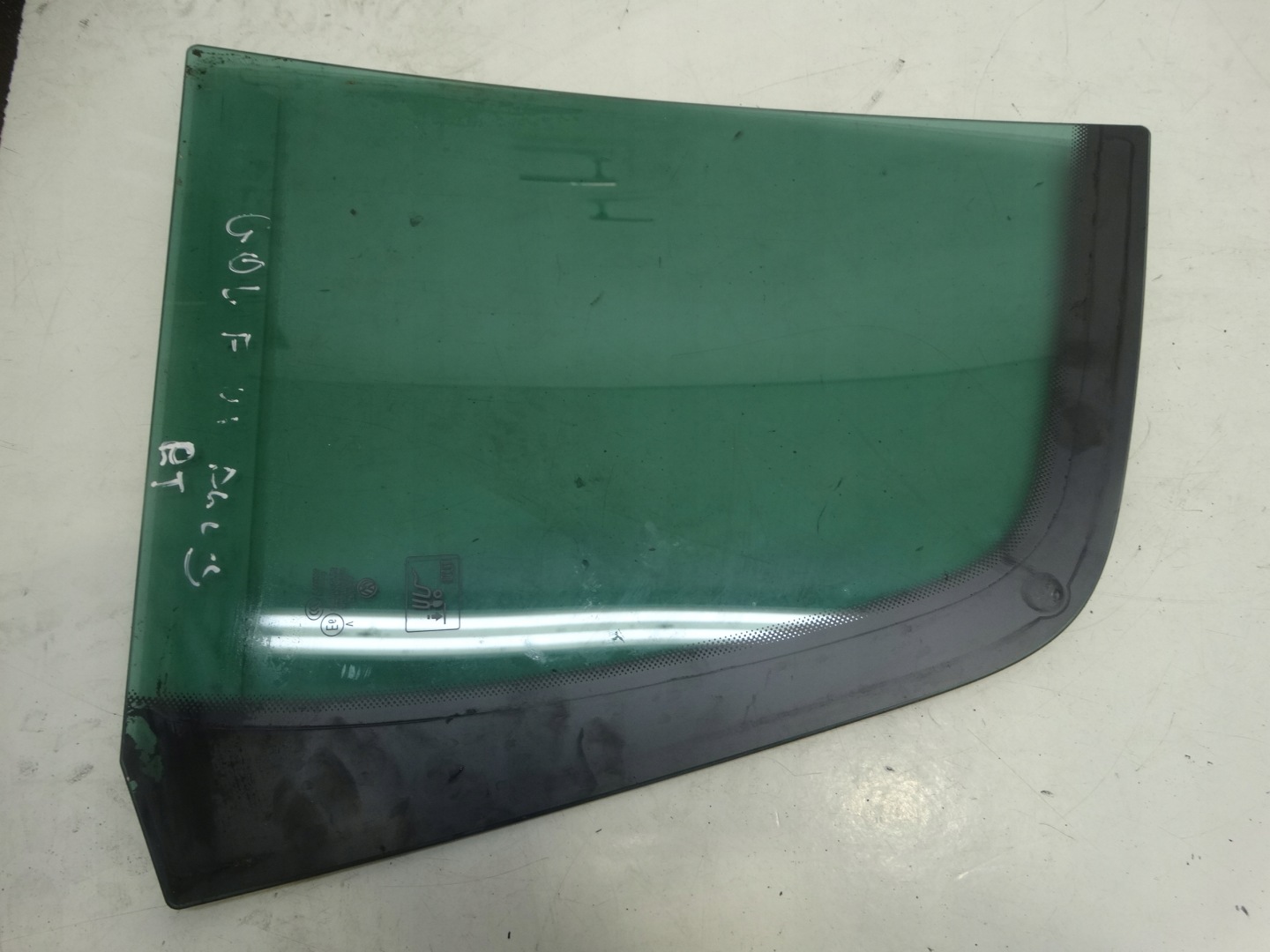 window side door right rear part VW GOLF VI plus 43R-006723 10R.