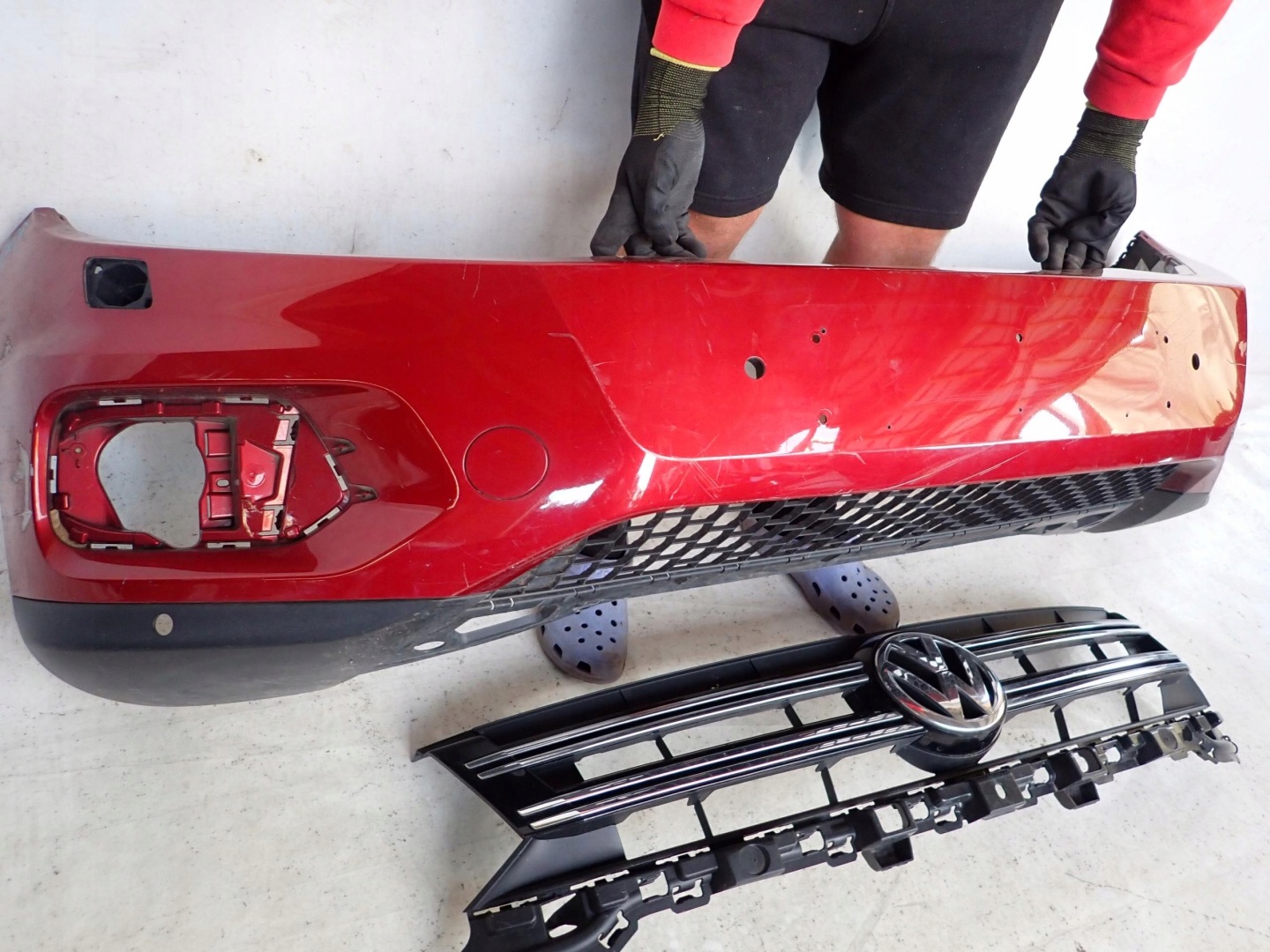 VW TIGUAN and 1 CROSS LIFT 11-16 bumper front front washer PDC