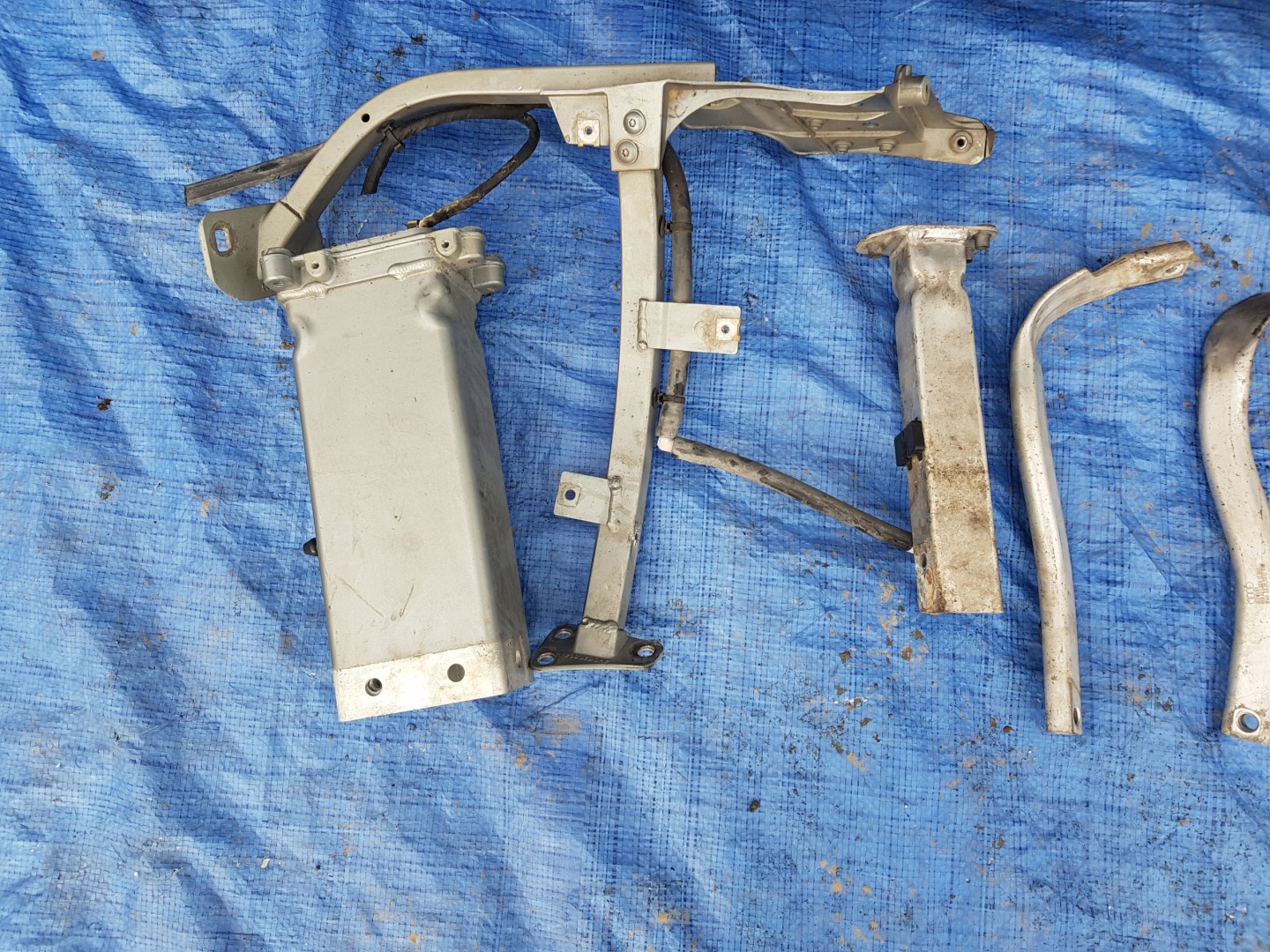 support panel for radiators radiator AUDI A8 D4 4H 3.0 TDI
