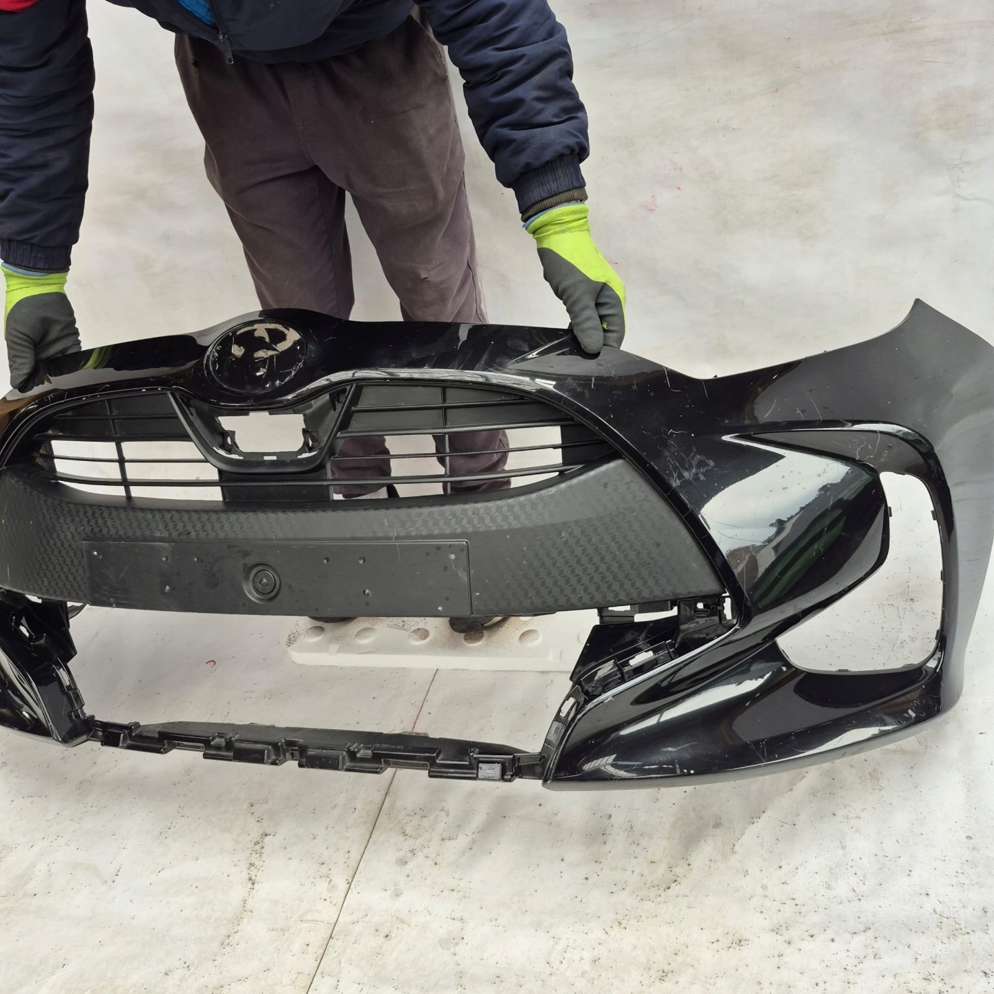 TOYOTA YARIS IV 4 20-> nárazník předek přední