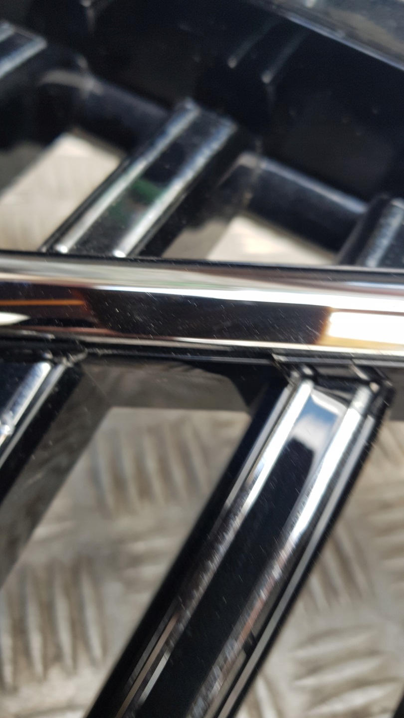 VOLVO XC60 II LIFT grill grille radiator