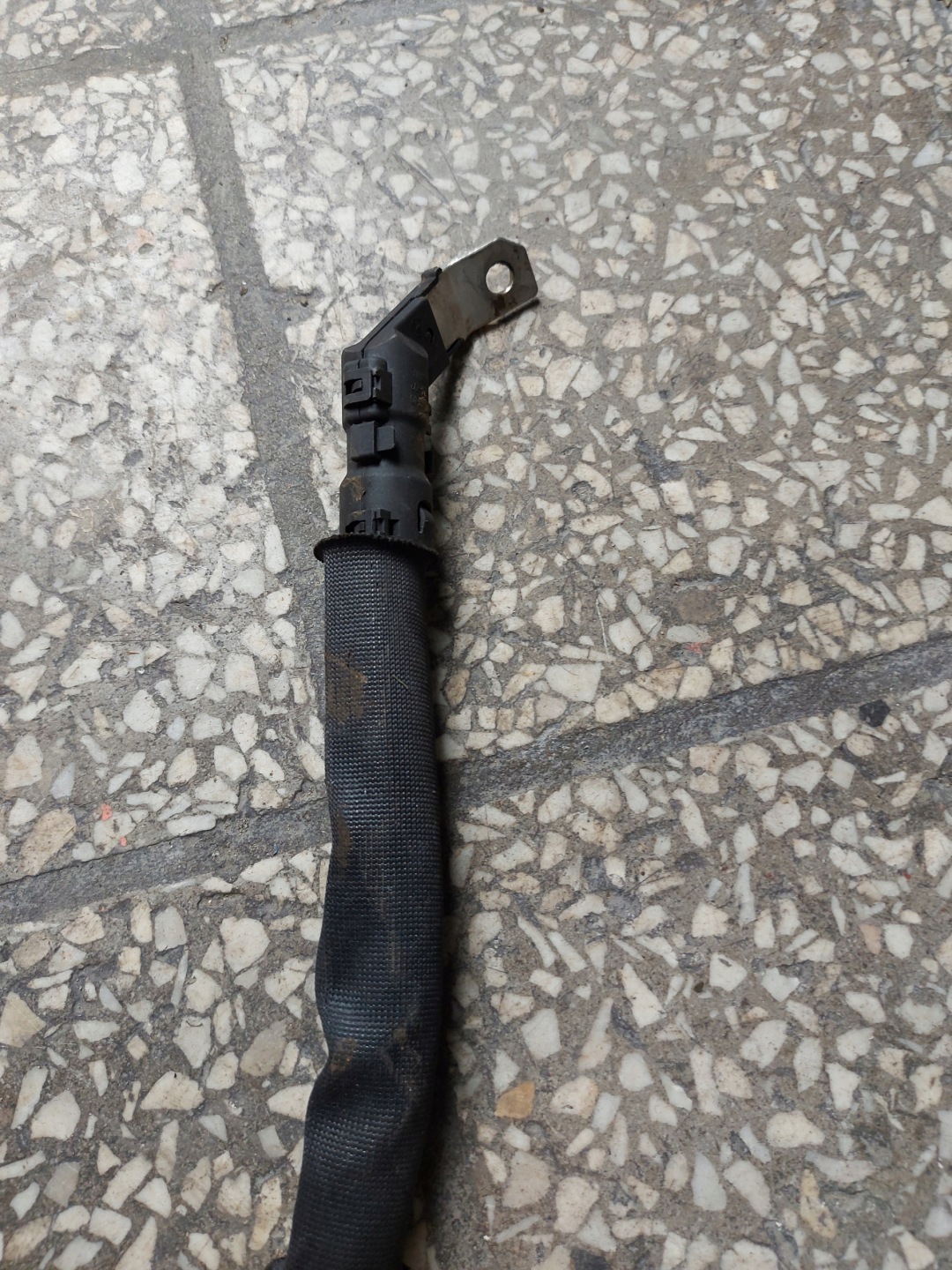 KABEL prijenos MASOWY WIAZKI alternatora MERCEDES E W213 OE EU
