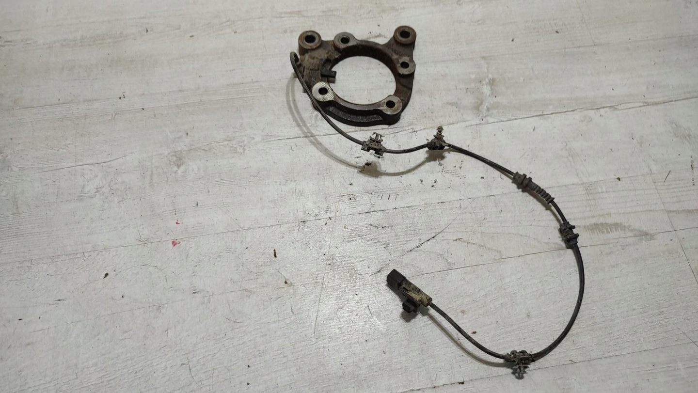 holder hubs sensor ABS right T Opel Astra K