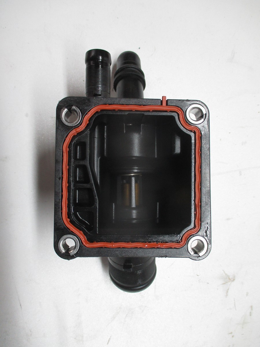 csomag TERMOSTATU RENAULT AUSTRAL 1,2TCE 110611151R