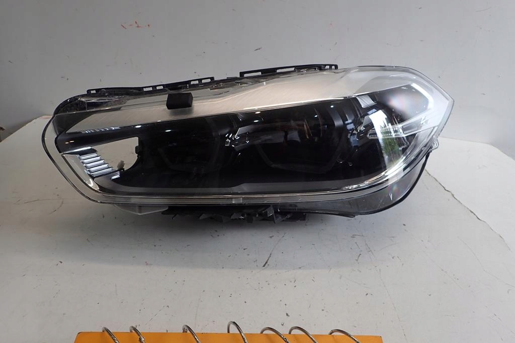 light front left BMW X2 F39 FULL LED 18