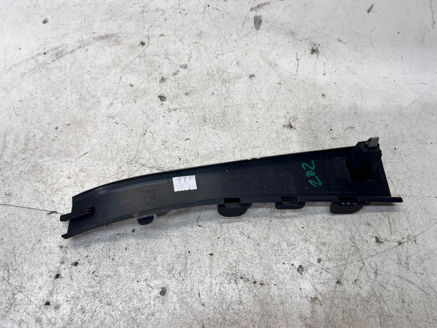 cover SLUPKA left AUDI Q7 4M 4M0868203
