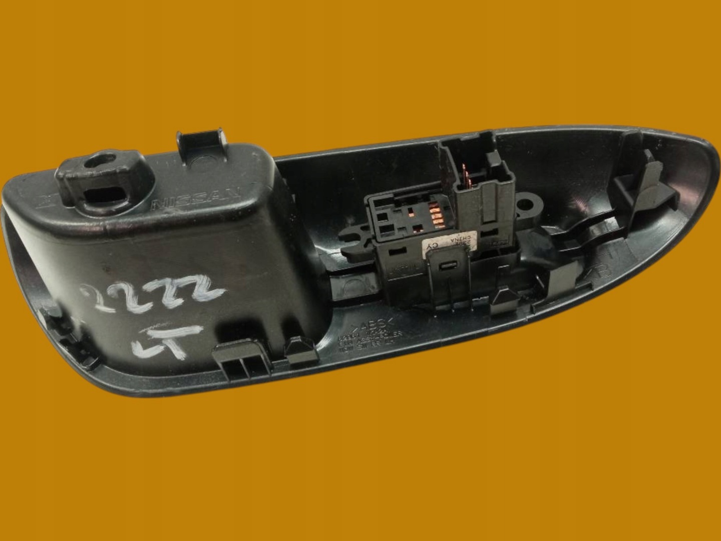 window control switch rear part 254111KL5A Nissan Juke and (2010- )