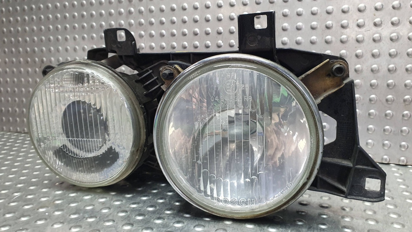 light right front 0301384202 BMW 5 E32 E34 original EUROPA