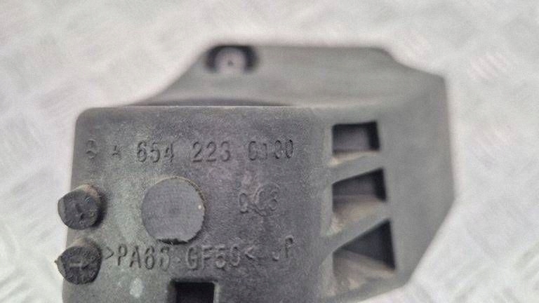 engine mount OM654 Mercedes E300d W213 A6542230100