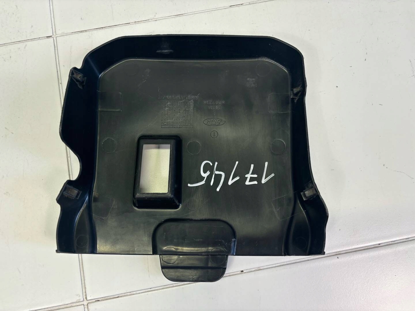 Porta per batteria Ford Kuga 2 2016 AM51-10A659-AD