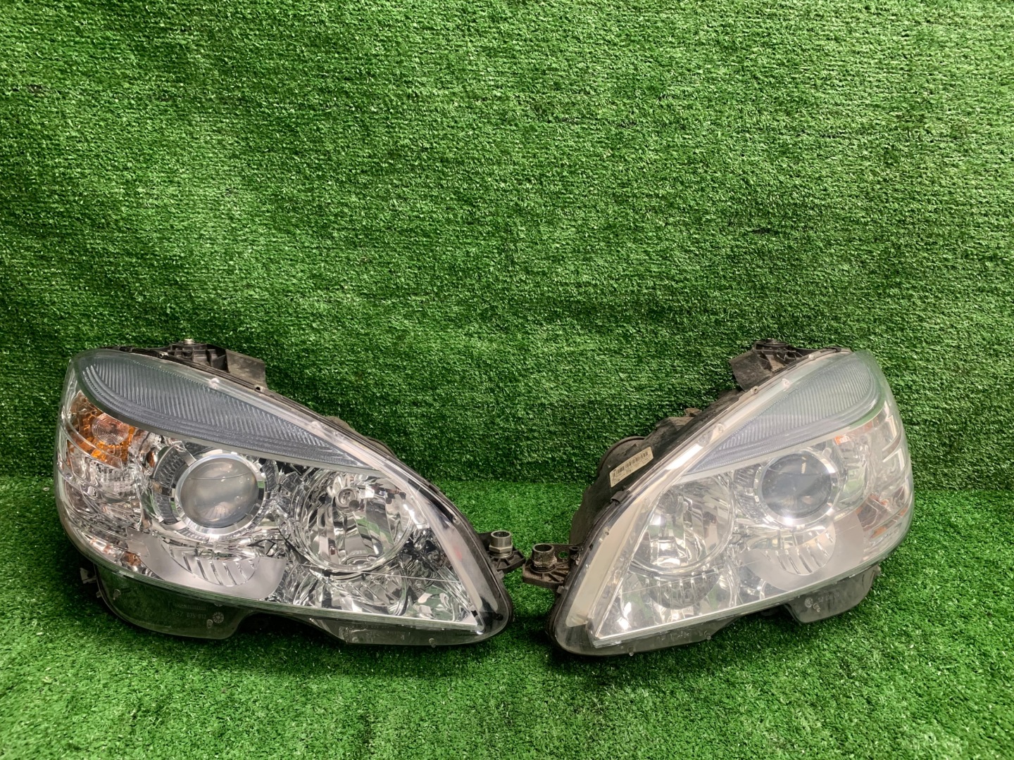 REFLEKTOR right right left left light front EUROPA MERCEDES C-KLASA W204