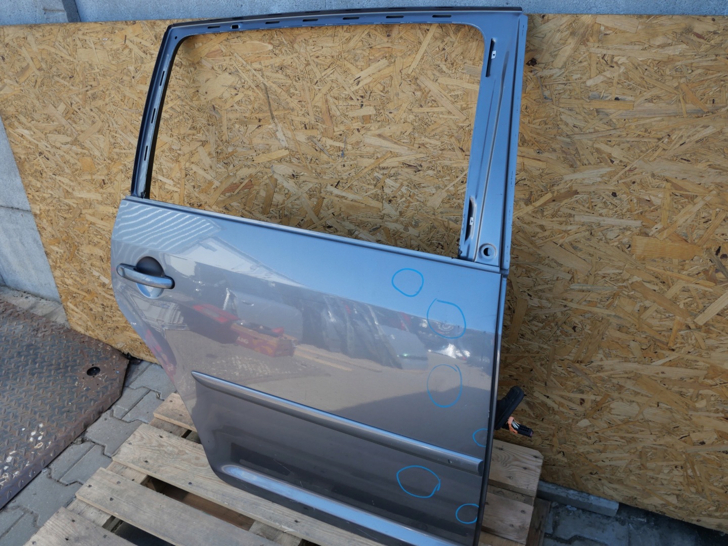 VW TOURAN heck rechts Tür