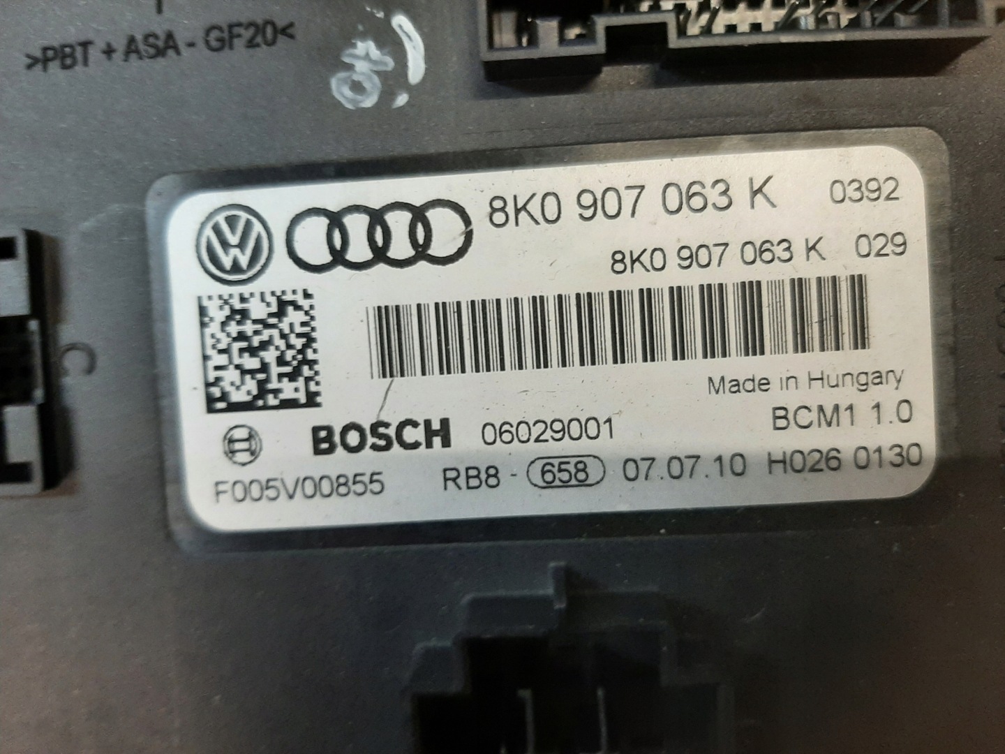 AUDI A4 B8 A5 Module Unité de contrôle KOMFORTU 8K0907063K