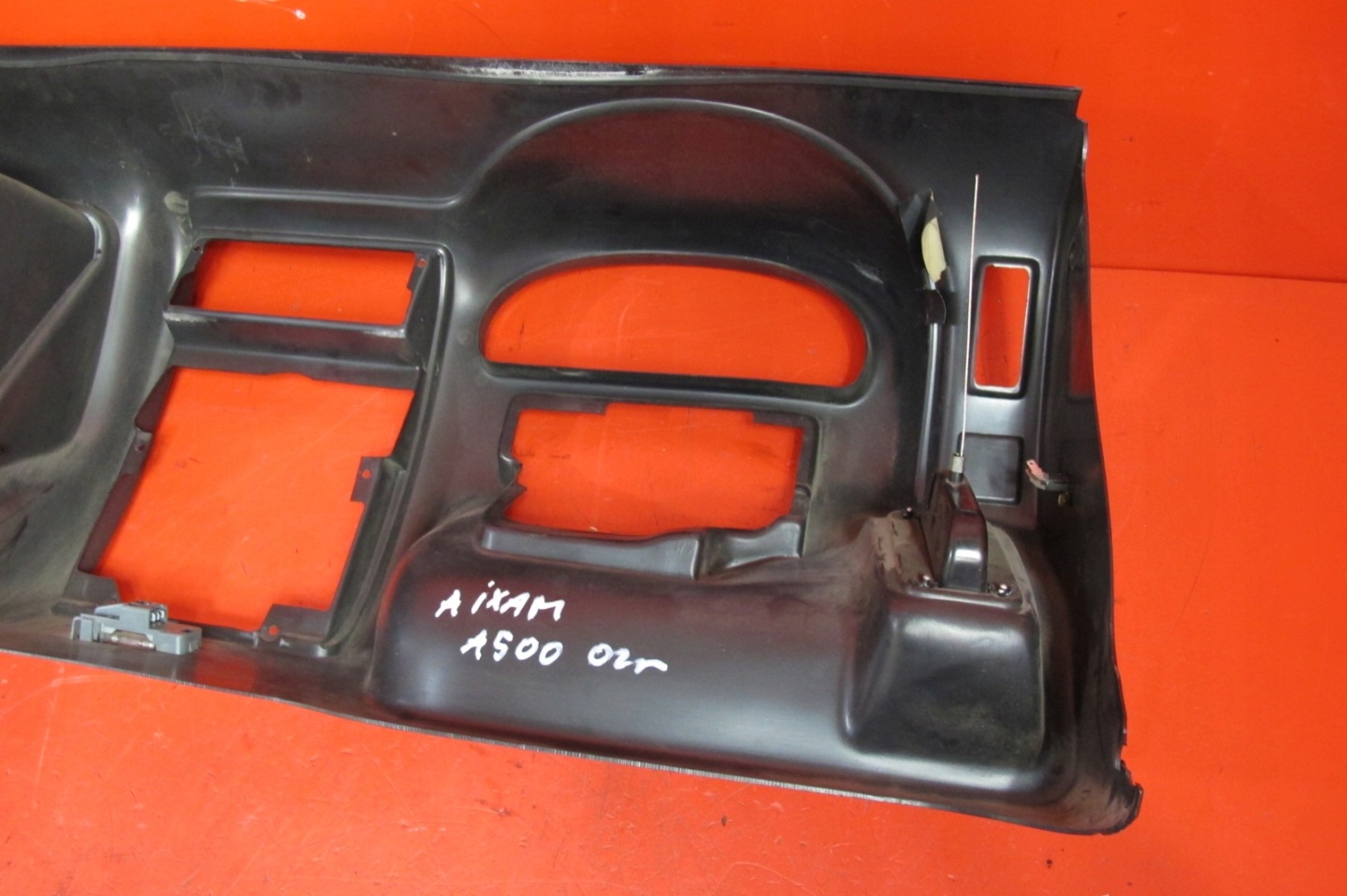 AIXAM 500-4 500 MICROCAR dashboard console cockpit passenger compartment EUROPA