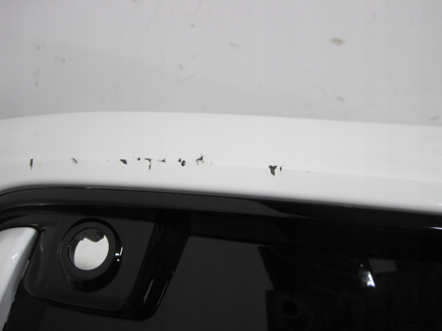 bumper VW PASSAT B9 3J0 R-LINE LED below 6 PDC below RADAR front front
