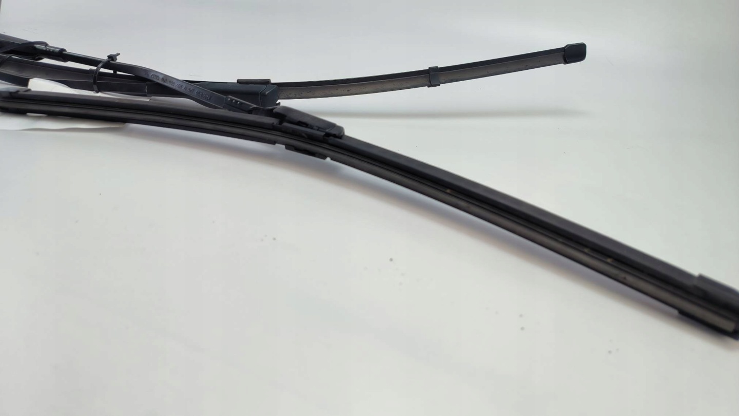 wiper arm front 8U1955408A AUDI Q3 and 8U LIFT