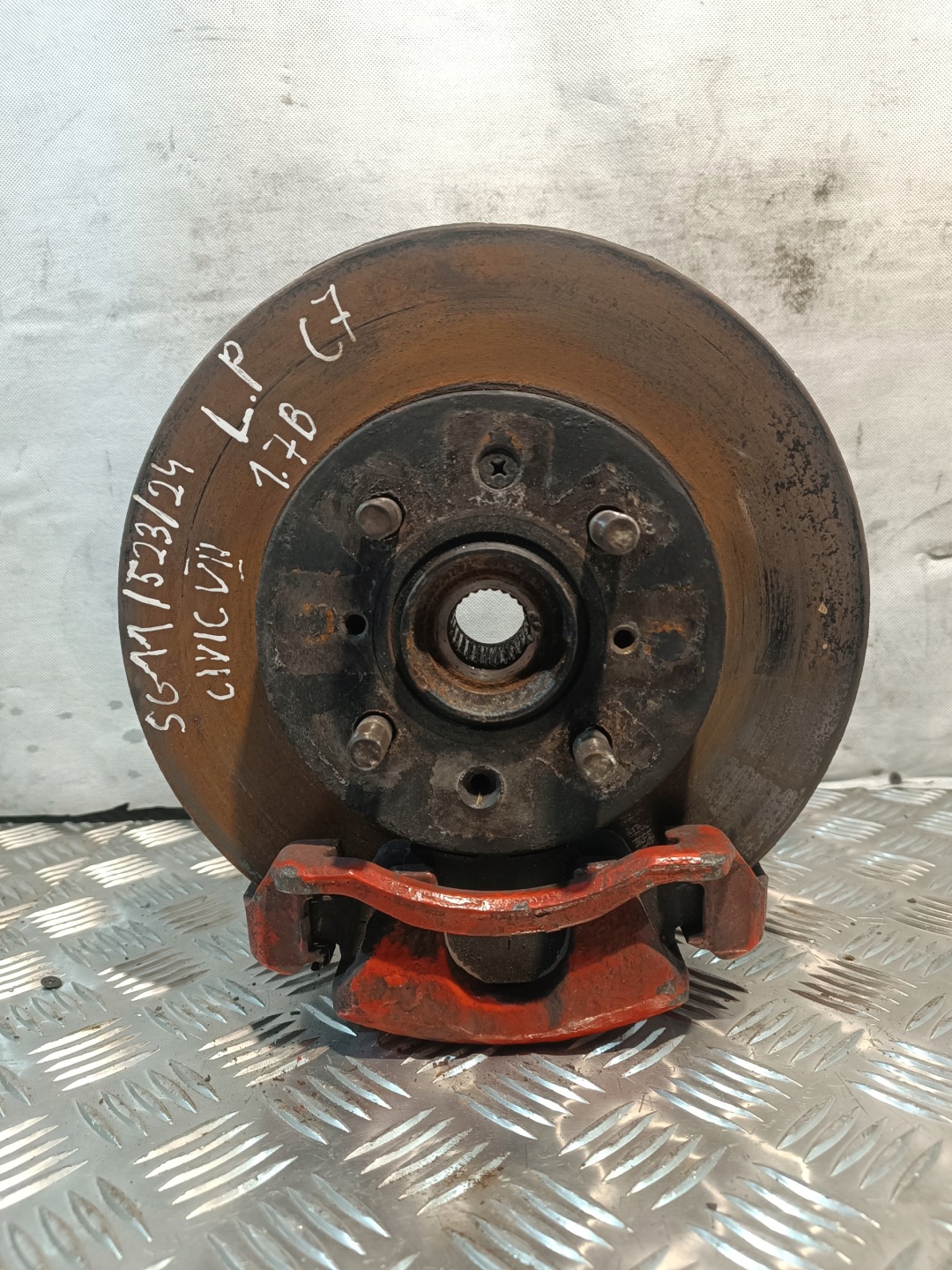 swing caliper left front HONDA CIVIC VII 1.7B