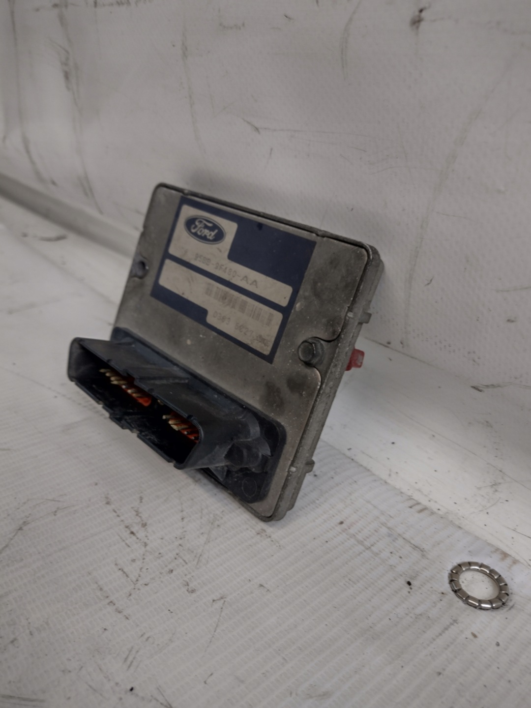 computer des motors Ford Mondeo MK1 1,8 TD OE 95BB9F480AA