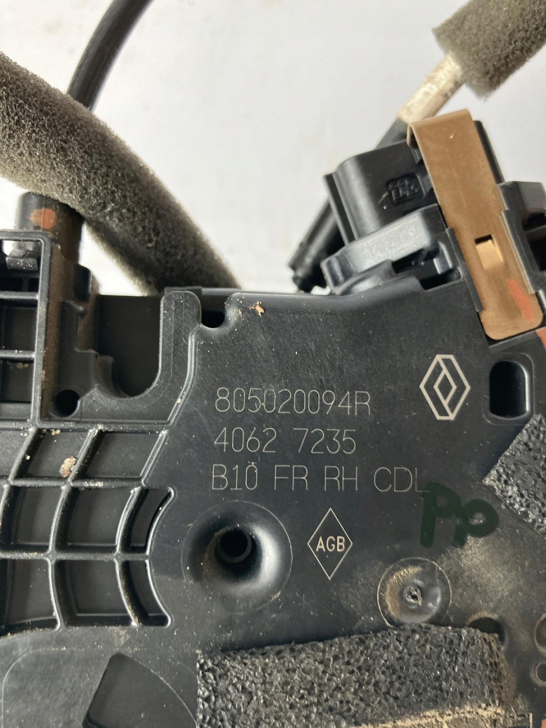 lock door right front RENAULT ZOE 805020094R