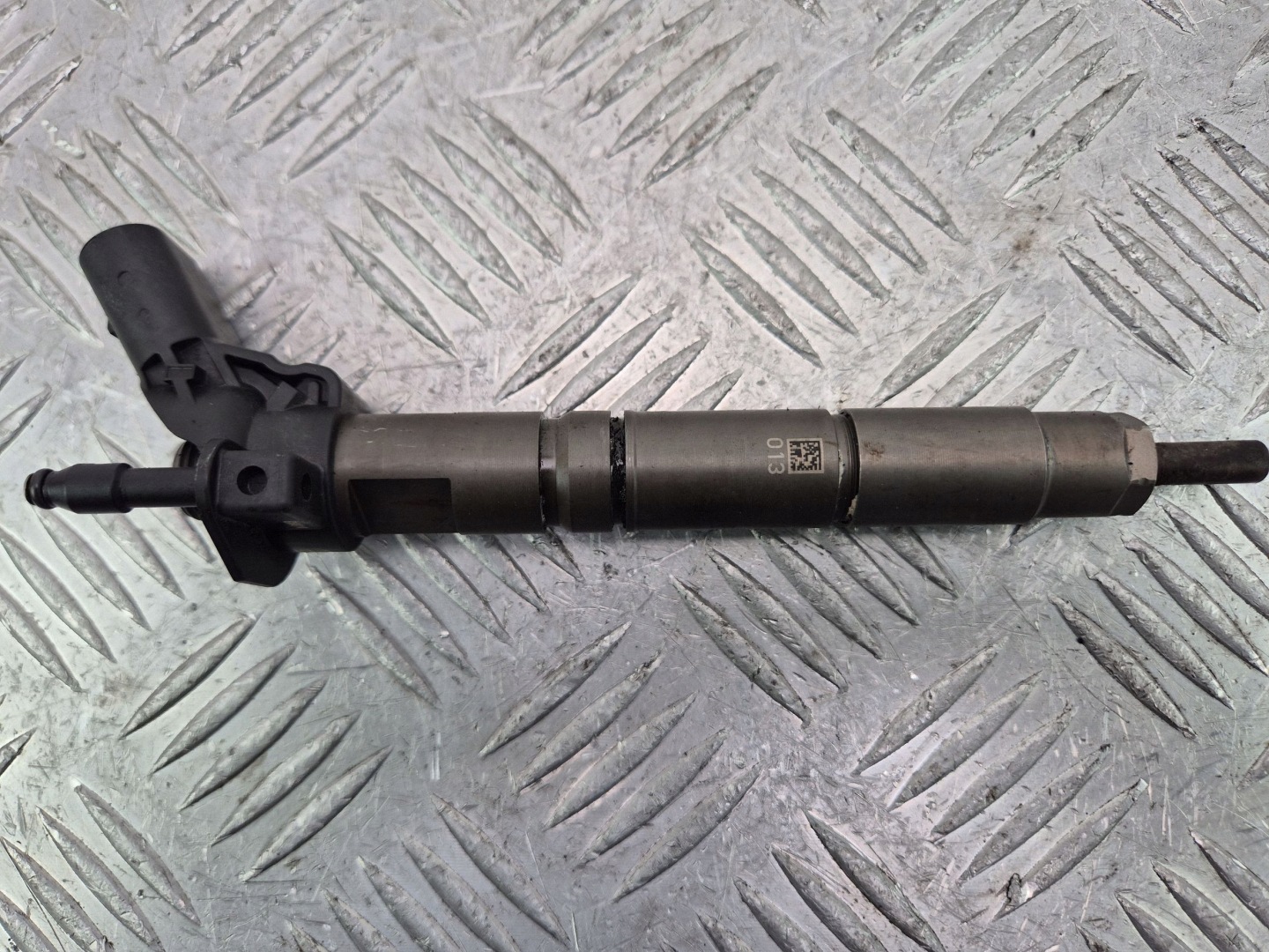 Mercedes E300 W211 injector A6420701387 642.920