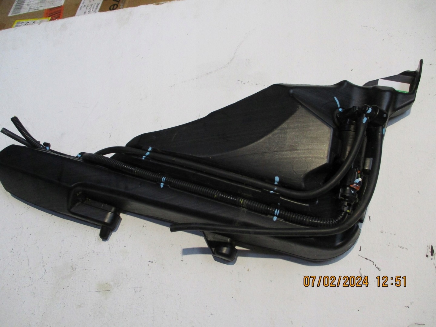 Behälter Spritzdüse PEUGEOT 308 T10 9830828480