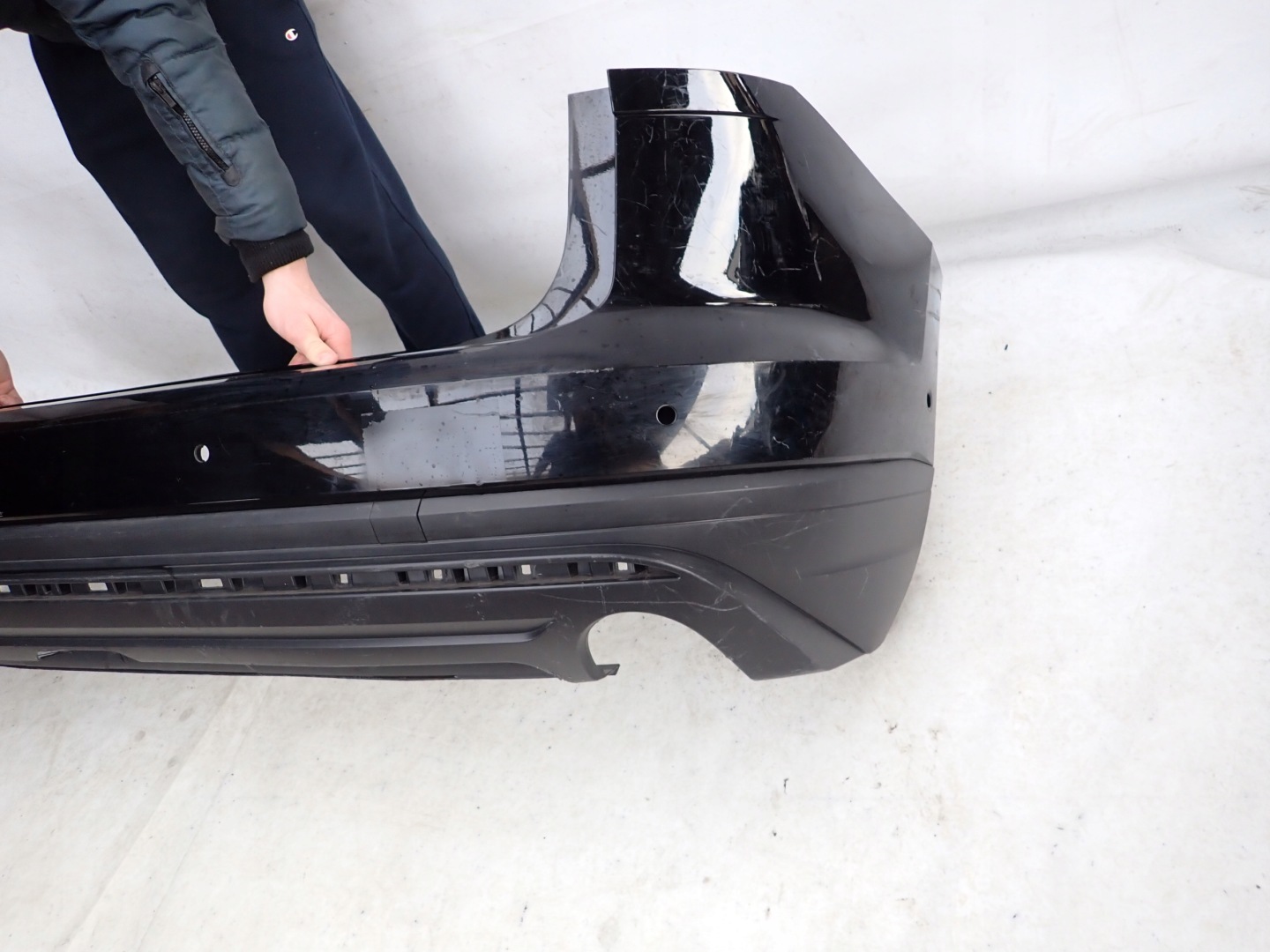 VW TOUAREG III 760 18- bumper rear part rear PDC