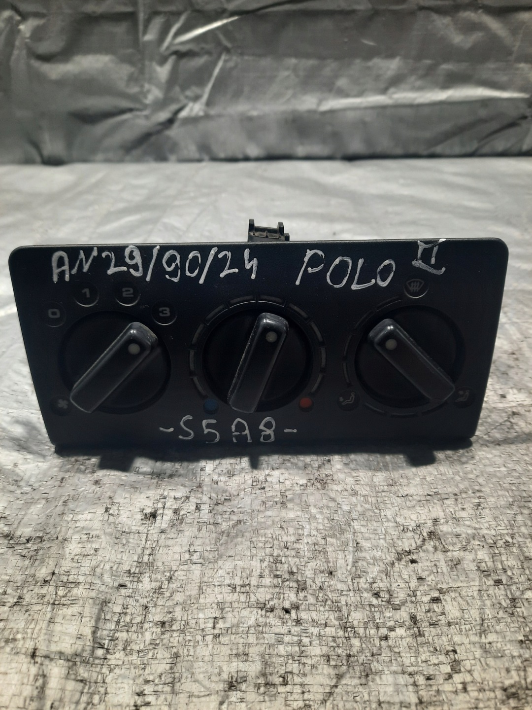 Panel BOCCHETTE Volkswagen OE 867819045A