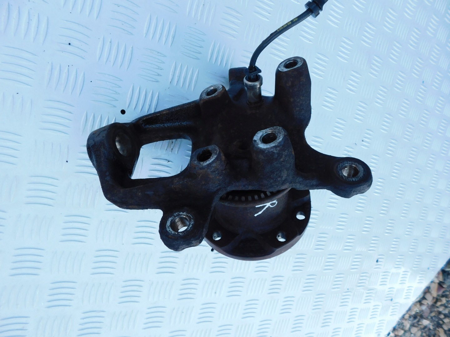 Mercedes Sprinter VW LT perno mozzo Mozzo FUSELLO lozysko Destro ABS SPRAWNA 95-06r