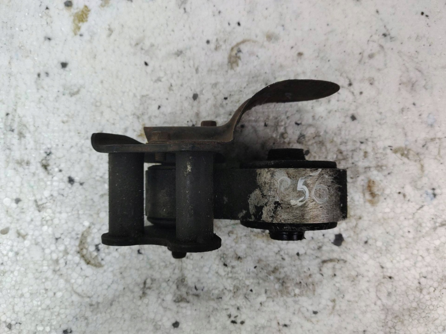 gearbox mount Mazda CX-9 2008