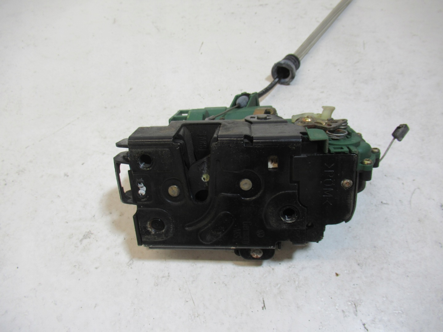 lock door CENTRALNY right front SEAT LEON 3B1837016AD